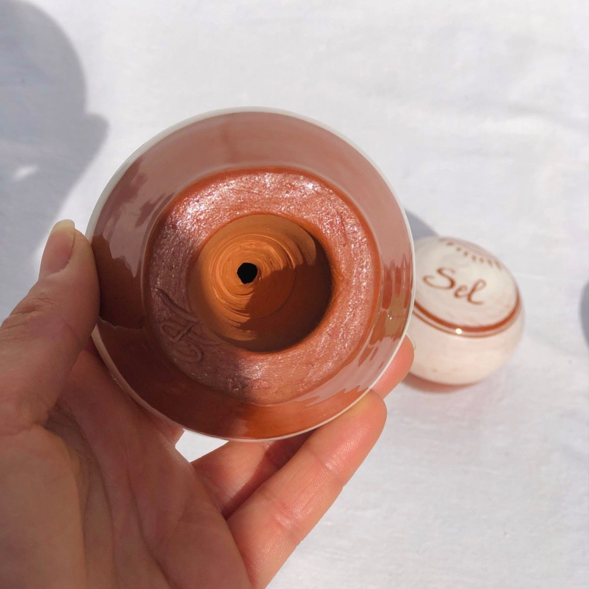 Duo de salière et poivrière magiques