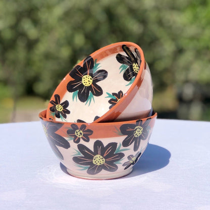 Duo de bols à fleurs