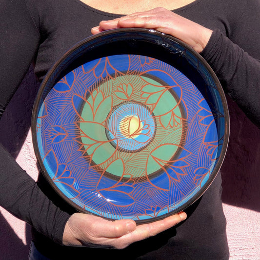 Grand plat lotus bleu