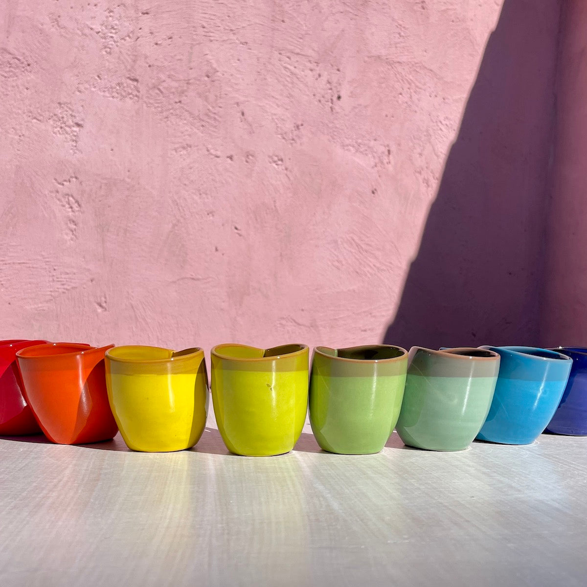 Tasses pincées